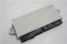 宝马760LI车门电脑