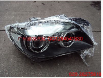 宝马740LI前大灯