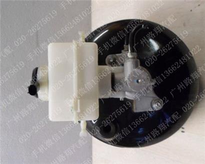 宝马X6刹车总泵