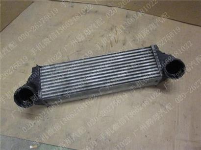 宝马X6中冷器