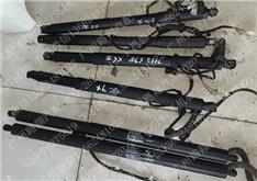 宝马X6后尾箱撑杆