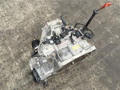 现代瑞纳变速箱1.6 1.4