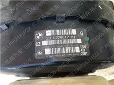 宝马325I刹车真空泵