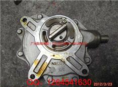 宝马Z4刹车真空泵