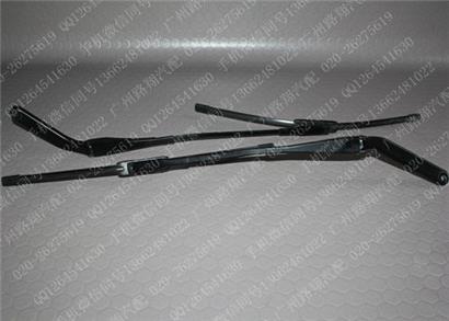 宝马120I雨刮臂