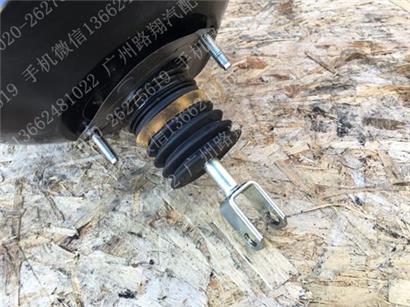 宝马328I刹车真空泵