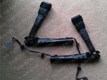 宝马M135I安全带预警器