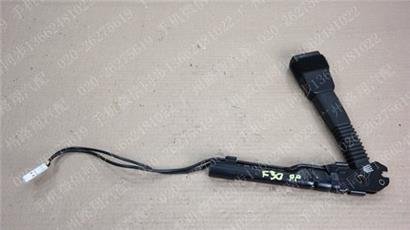 宝马420I安全带预警器