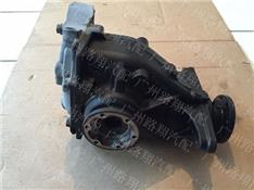 宝马316LI差速器