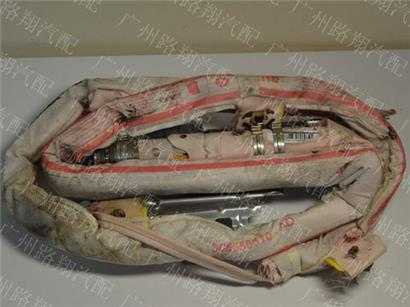 宝马GT535车顶气帘