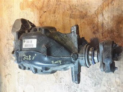 宝马335LI差速器