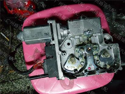 宝马745LI手刹模块