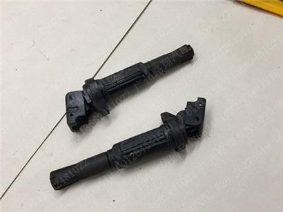 宝马745LI点火线圈
