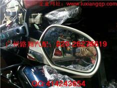 凯迪拉克凯雷德倒车镜