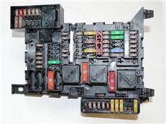 宝马迷你保险丝盒