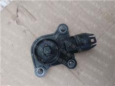 宝马330I偏心轴感应