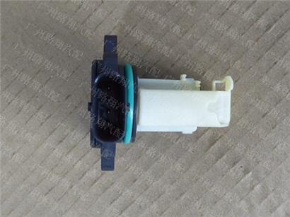 宝马335LI空气流量计