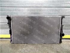 宝马420i水箱-F32