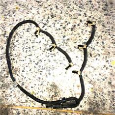 路虎揽胜喷油嘴回油管