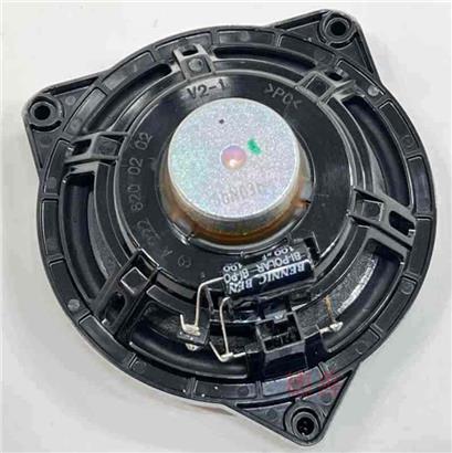 奔驰C63扬声器