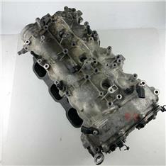 奔驰GLE400汽缸盖