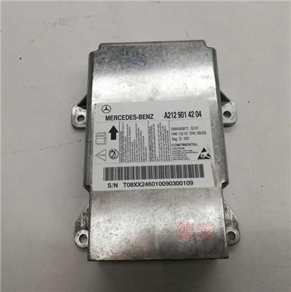 奔驰E200气囊模块