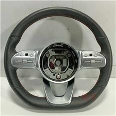 奔驰CLS400转向盘