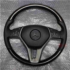 奔驰CLS300转向盘