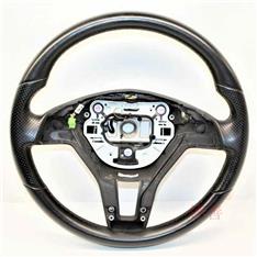 奔驰CLA260转向盘