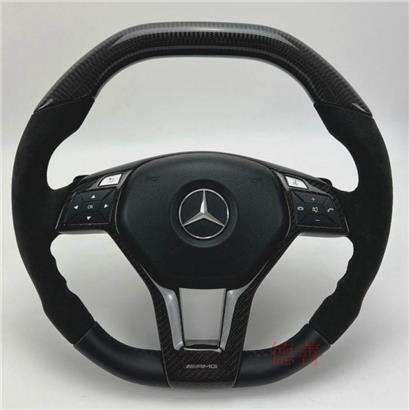 奔驰GLA200方向盘