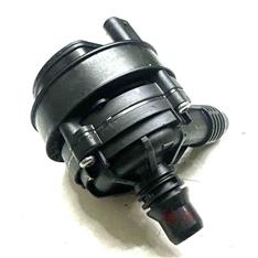 奔驰A180电子水泵