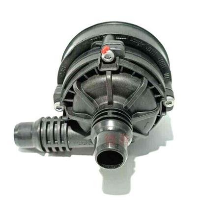 奔驰E300电子水泵