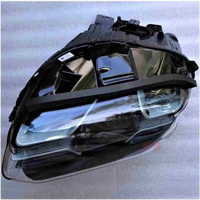 保时捷Taycan泰坎前大灯